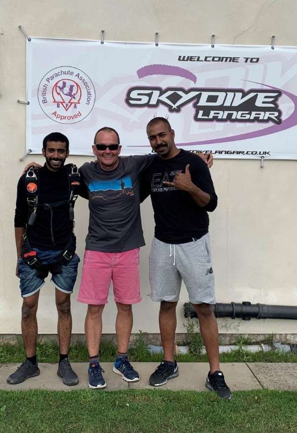 successful AFF students at skydive langar